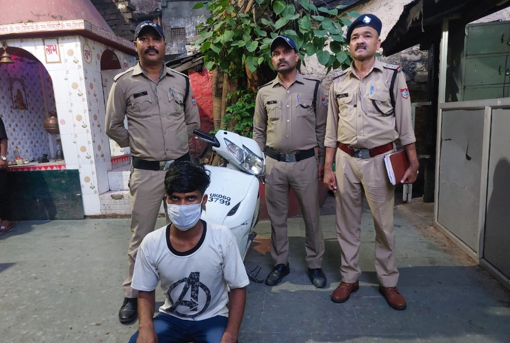 48 घंटे में स्कूटी चोर गिरफ्तार, बनभूलपुरा पुलिस की तेज कार्रवाई